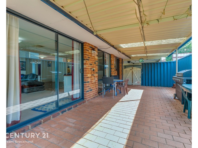 16 Gardenia Street, Thornlie WA 6108