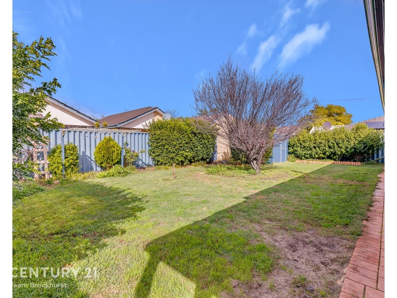 16 Gardenia Street, Thornlie WA 6108