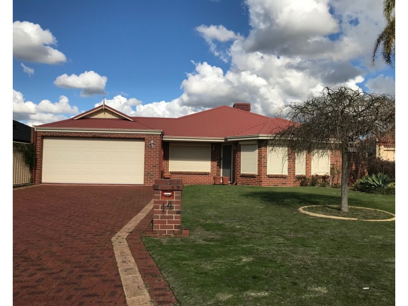 14 St Michaels Green, Canning Vale WA 6155