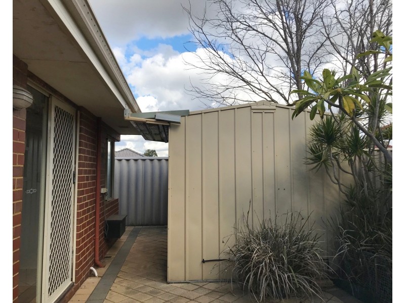 14 St Michaels Green, Canning Vale WA 6155