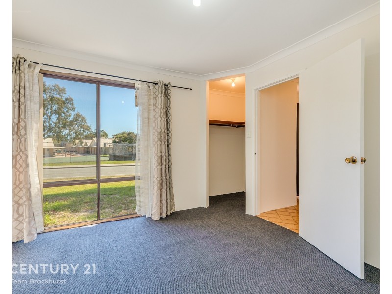 76 Forest Crescent, Thornlie WA 6108