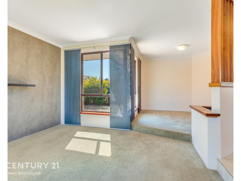 24 Bottlebrush Drive, Thornlie WA 6108