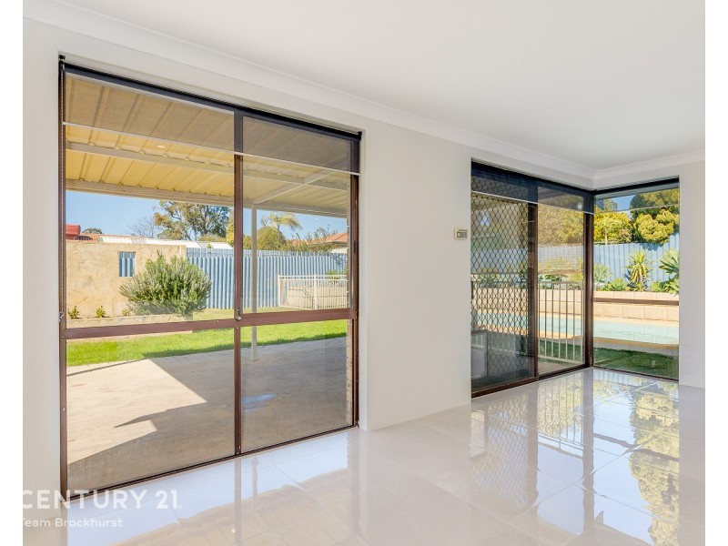 10 Explorer Drive, Thornlie WA 6108