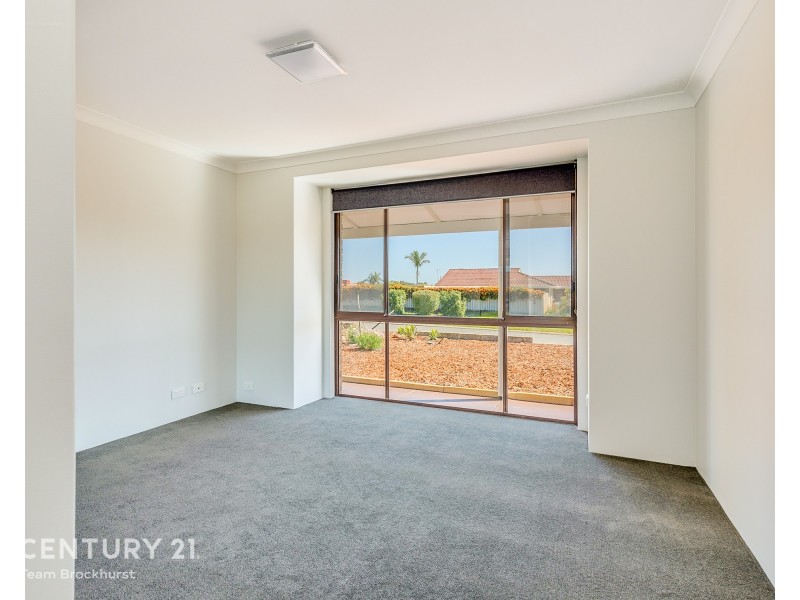 10 Explorer Drive, Thornlie WA 6108