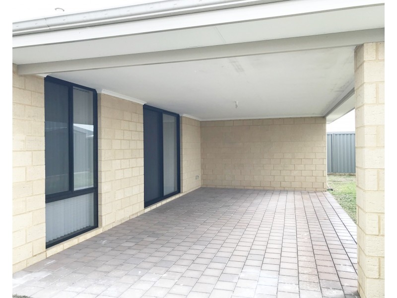 9 Barnard Grove, Byford WA 6122