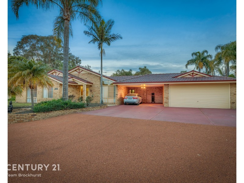 8 Melaleuca Court, Canning Vale WA 6155