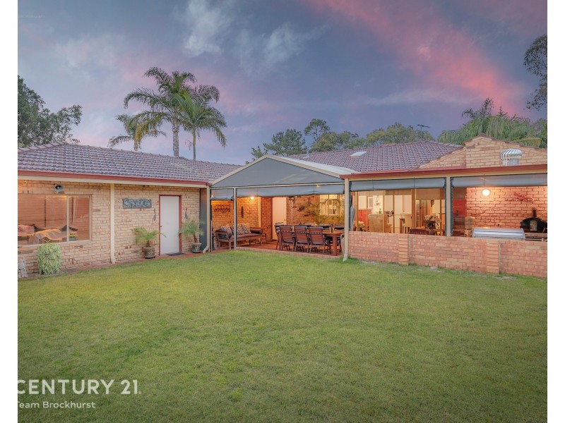 8 Melaleuca Court, Canning Vale WA 6155