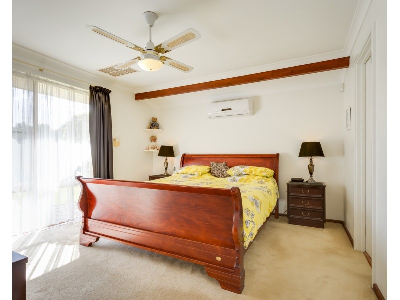 8 Melaleuca Court, Canning Vale WA 6155