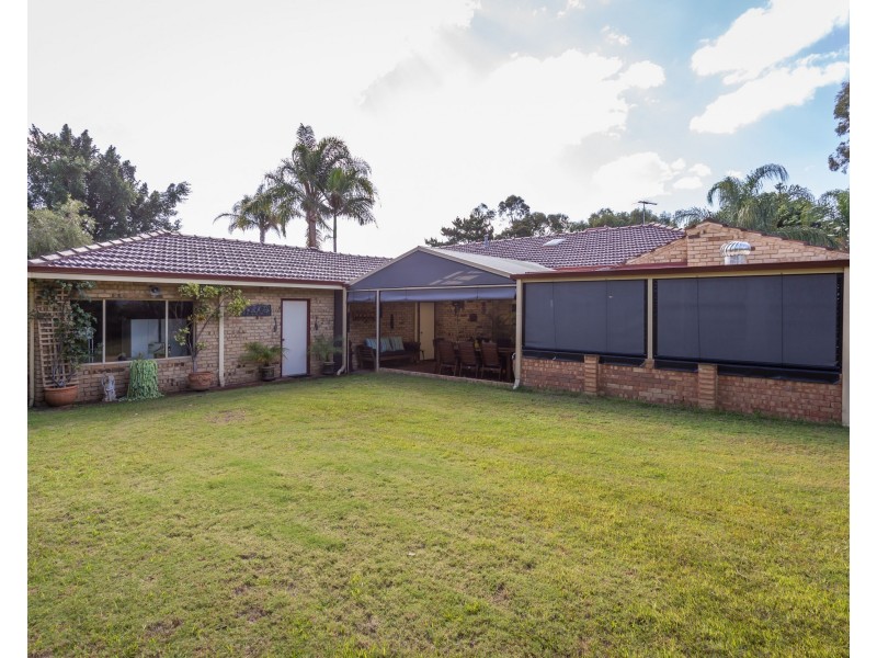 8 Melaleuca Court, Canning Vale WA 6155