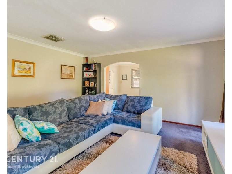 90 Regency Drive, Thornlie WA 6108