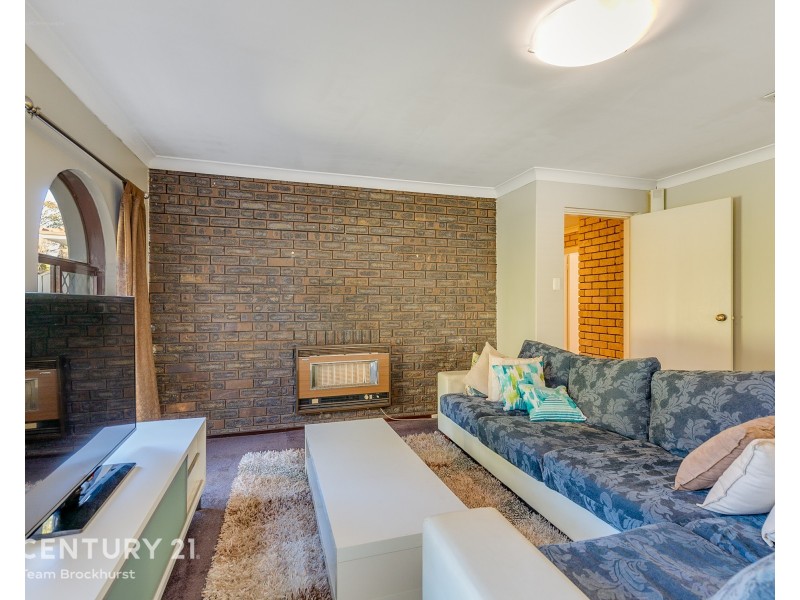 90 Regency Drive, Thornlie WA 6108