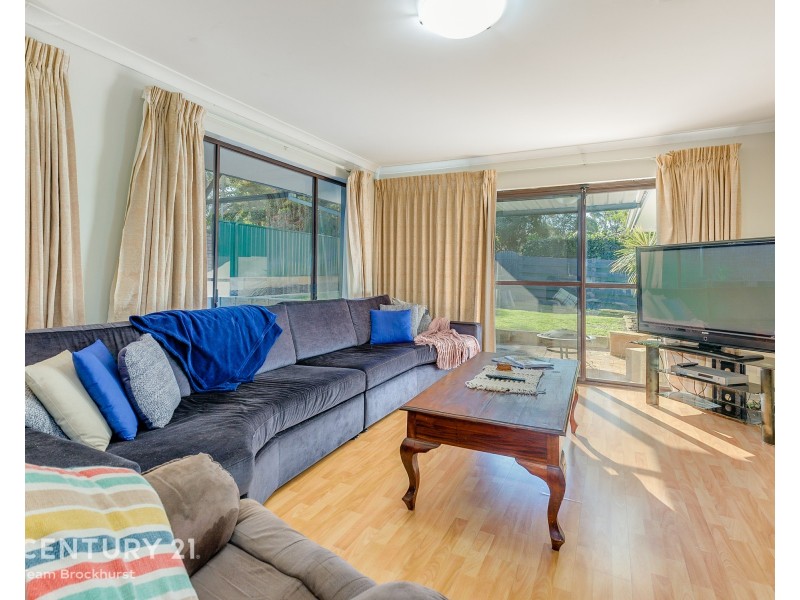 90 Regency Drive, Thornlie WA 6108