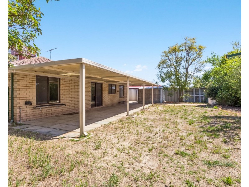 4 Chandilla Street, Gosnells WA 6110