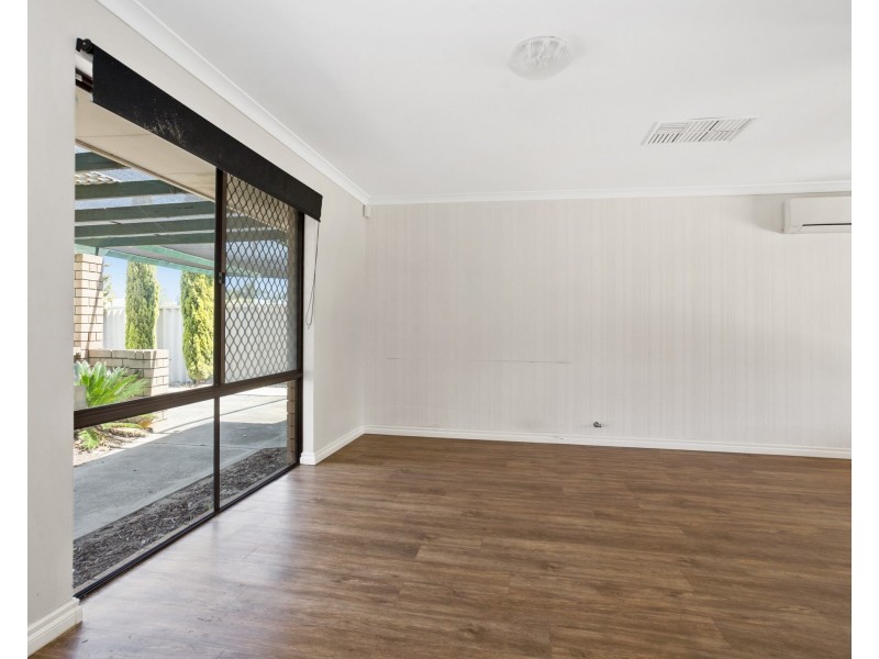 4 Chandilla Street, Gosnells WA 6110