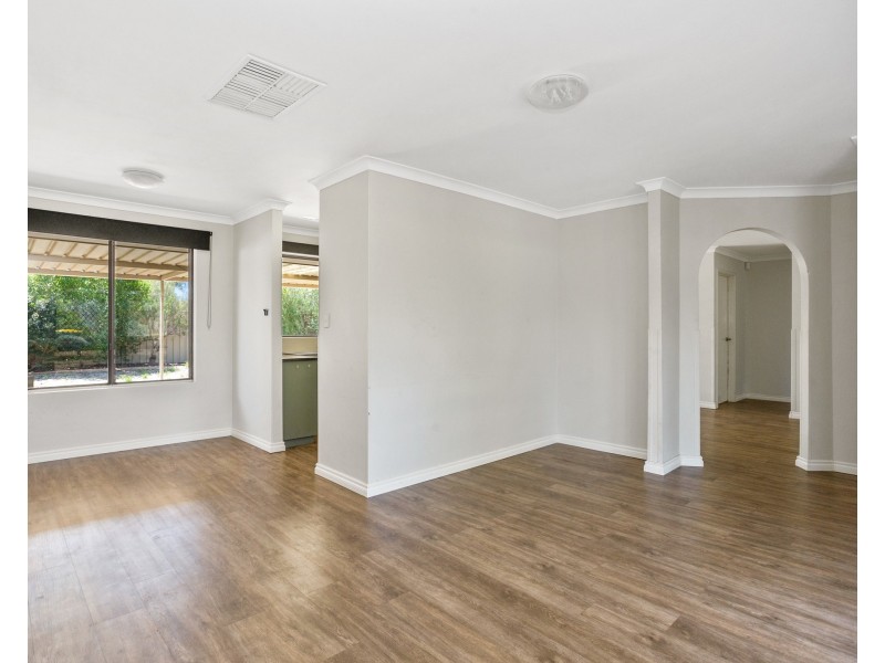 4 Chandilla Street, Gosnells WA 6110