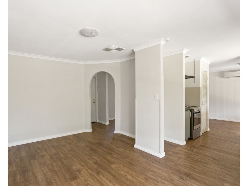 4 Chandilla Street, Gosnells WA 6110