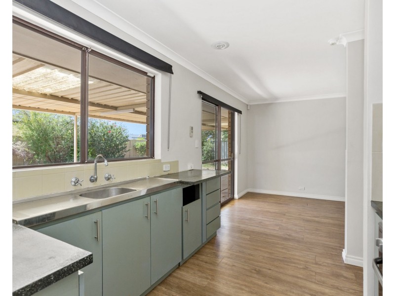 4 Chandilla Street, Gosnells WA 6110