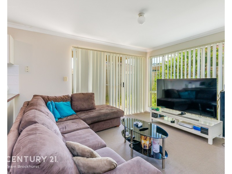 6/2 Hobby Retreat, Queens Park WA 6107