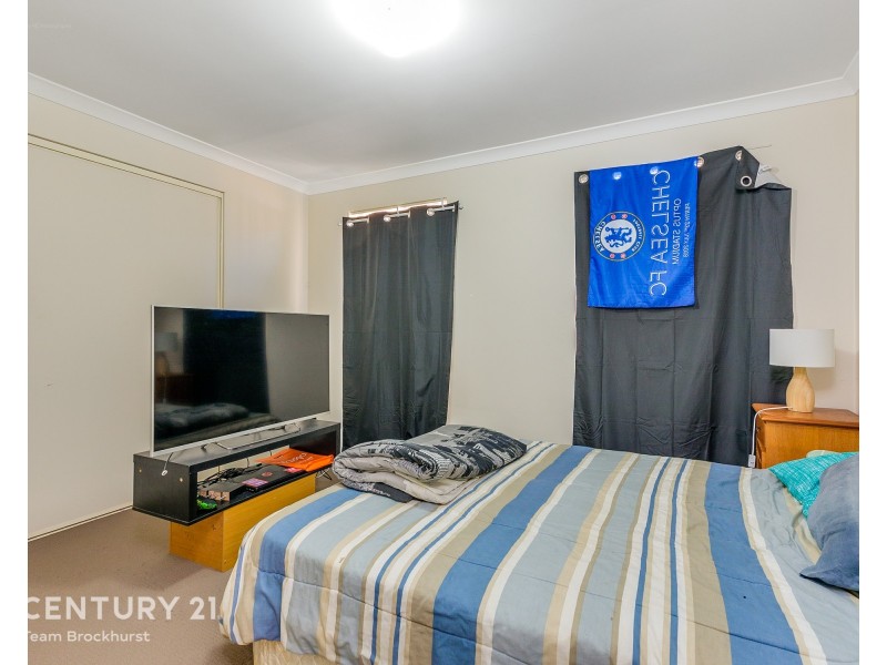 6/2 Hobby Retreat, Queens Park WA 6107