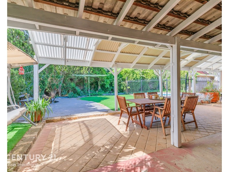 30 Salix Way, Forrestfield WA 6058