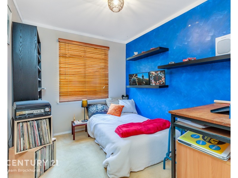 30 Salix Way, Forrestfield WA 6058