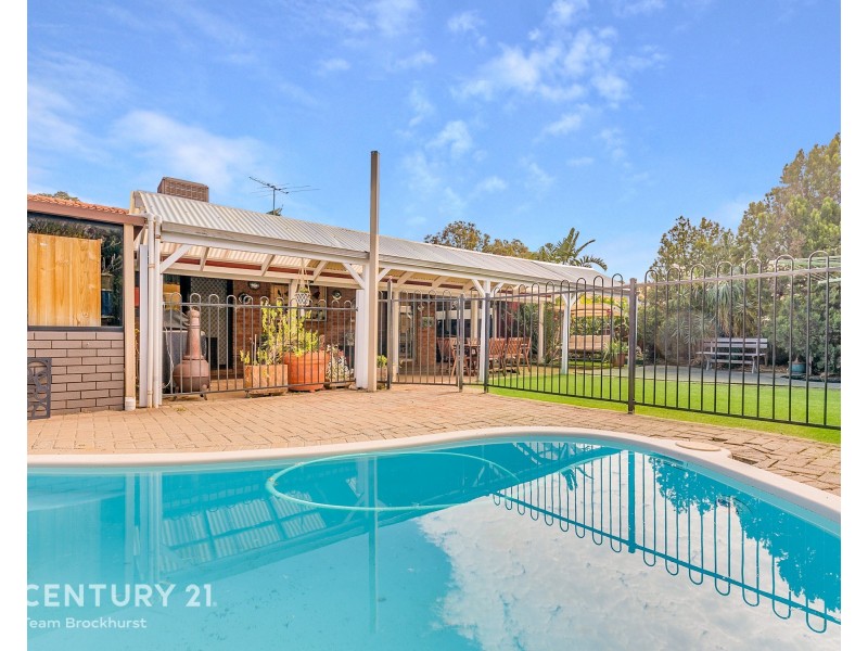 30 Salix Way, Forrestfield WA 6058