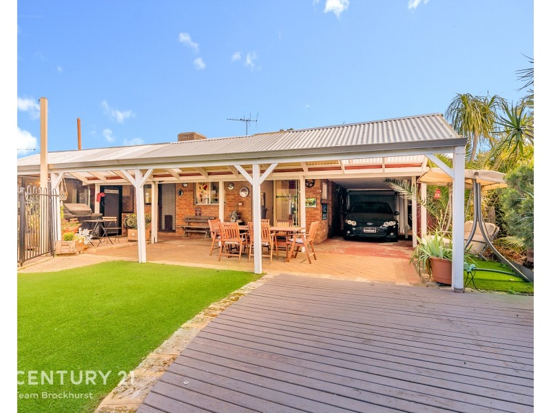 30 Salix Way, Forrestfield WA 6058