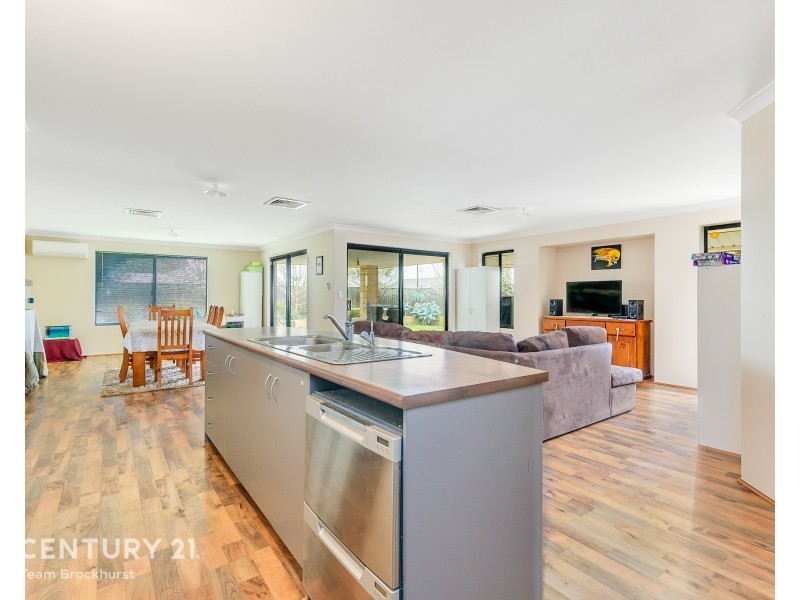 41 Diamantina Boulevard, Byford WA 6122