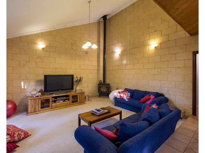 66 Balannup Road, Harrisdale WA 6112