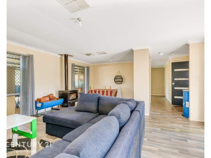 3143 Albany Highway, Armadale WA 6112