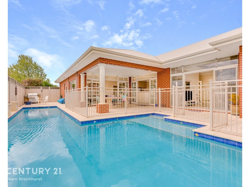 27 Lexington Avenue, Canning Vale WA 6155