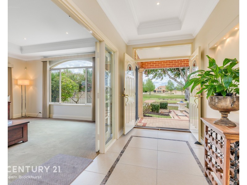 27 Lexington Avenue, Canning Vale WA 6155