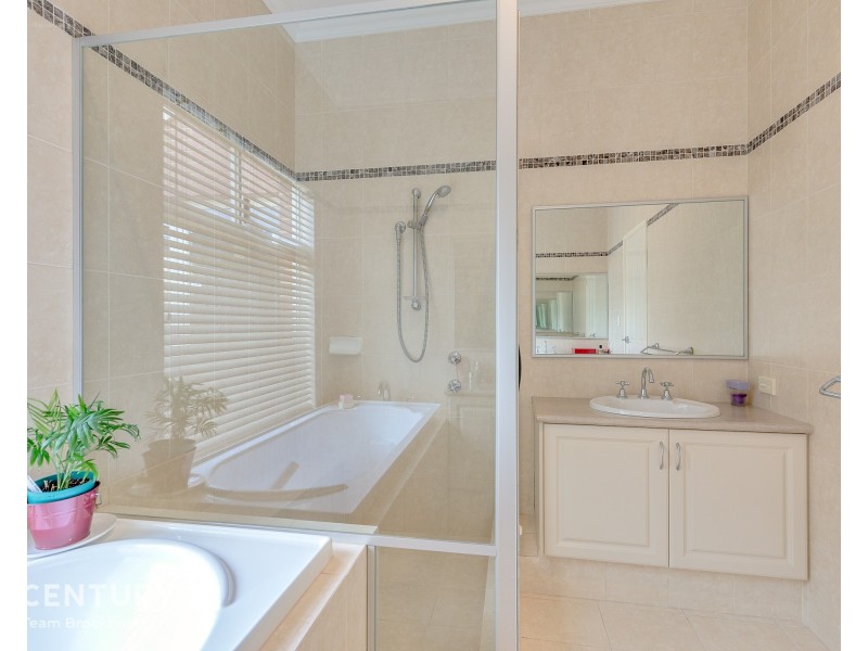 27 Lexington Avenue, Canning Vale WA 6155