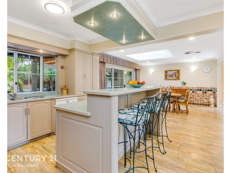 84 Regency Drive, Thornlie WA 6108