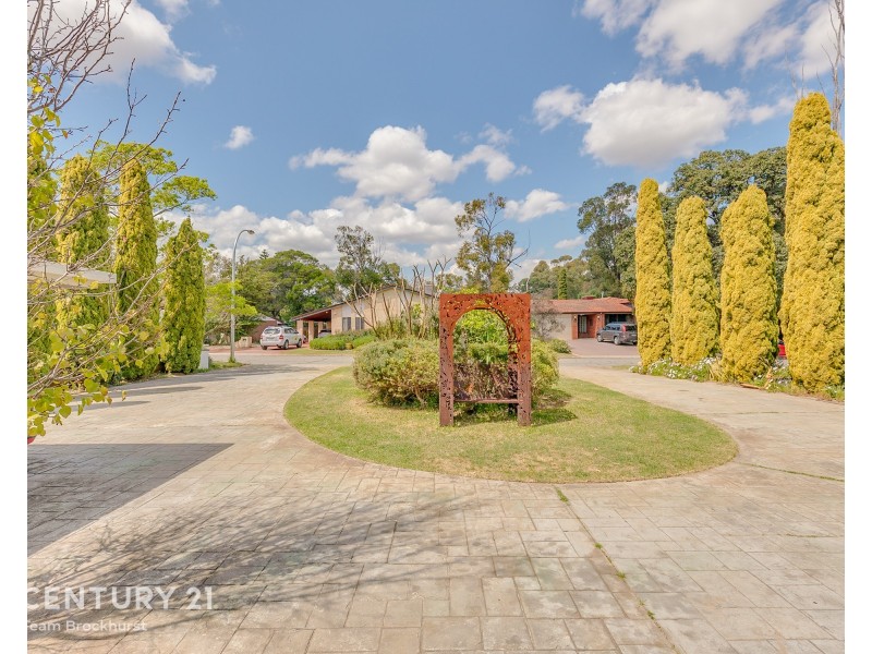 84 Regency Drive, Thornlie WA 6108