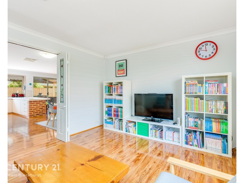 66 Flowerwood Way, Huntingdale WA 6110