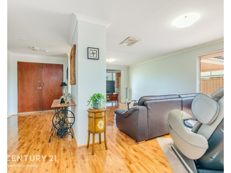 66 Flowerwood Way, Huntingdale WA 6110