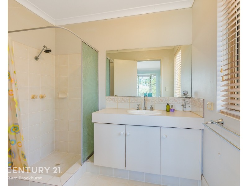 66 Flowerwood Way, Huntingdale WA 6110