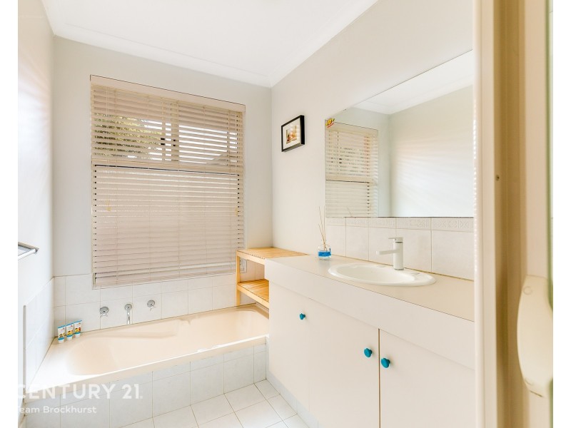 66 Flowerwood Way, Huntingdale WA 6110