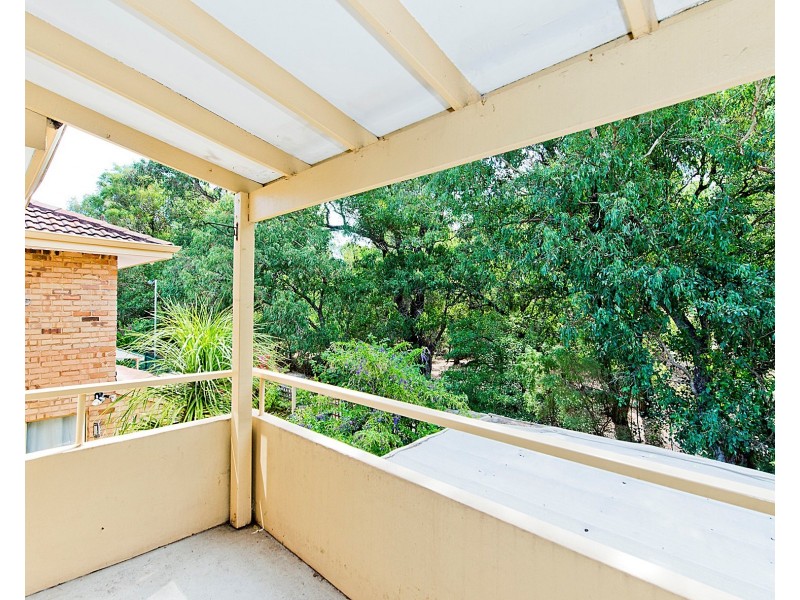 36/24 Southdown Place, Thornlie WA 6108