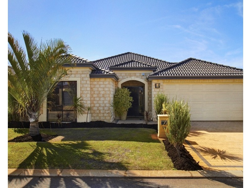 19 Claridge Circle, Thornlie WA 6108