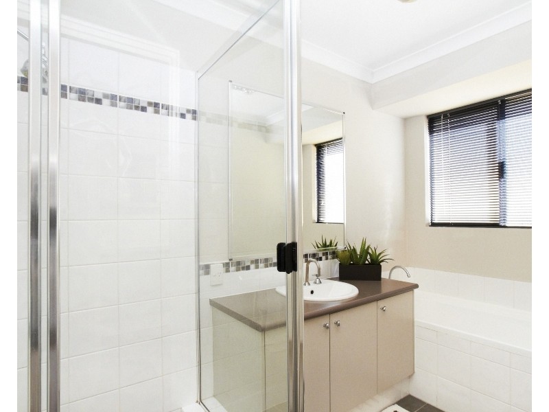19 Claridge Circle, Thornlie WA 6108