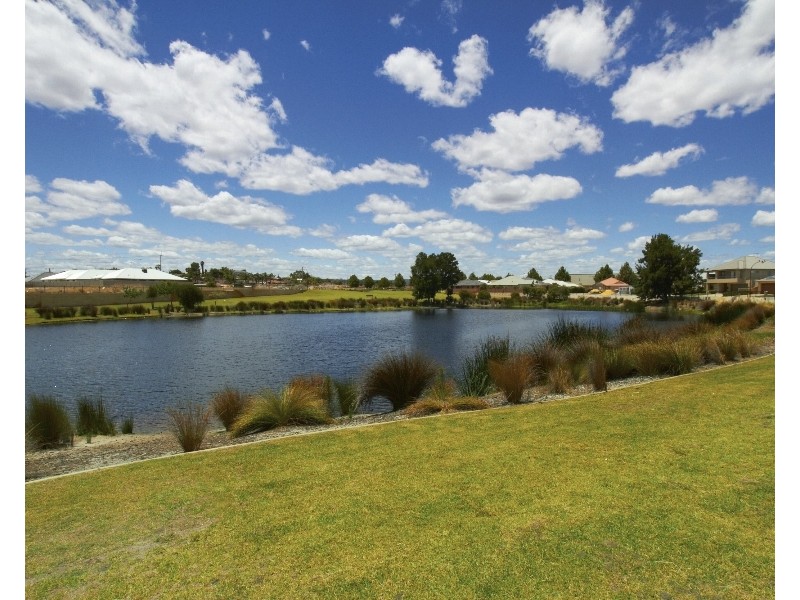 19 Claridge Circle, Thornlie WA 6108