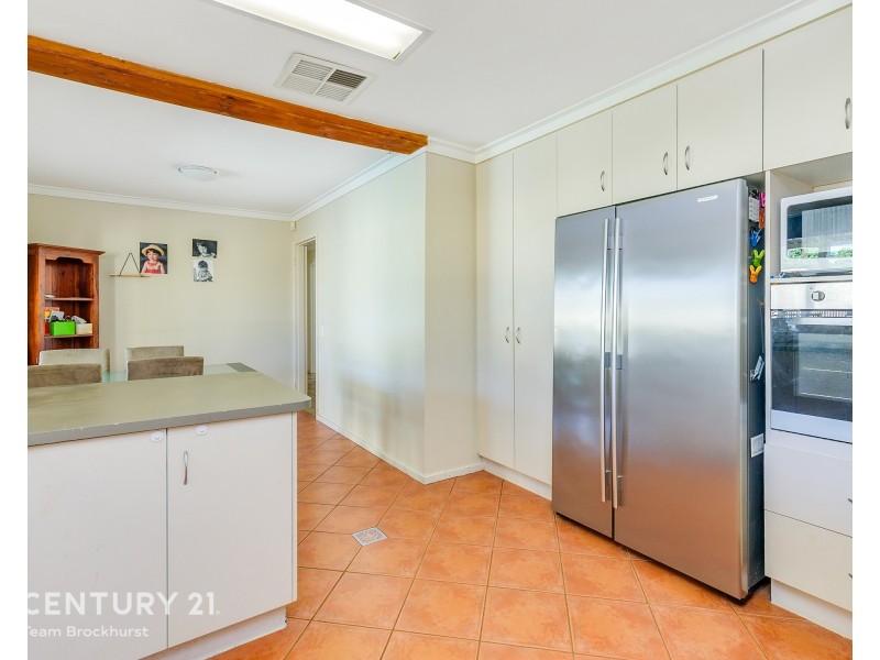 8 Ashurst Place, Huntingdale WA 6110