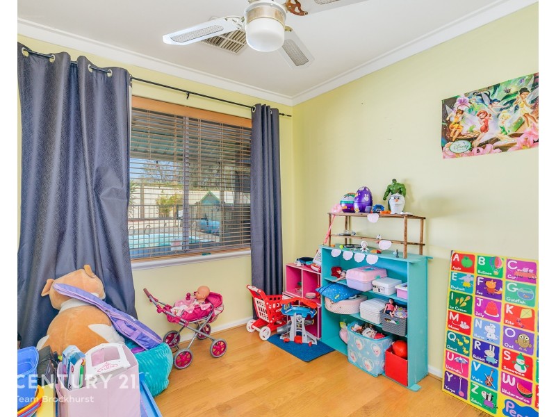 8 Ashurst Place, Huntingdale WA 6110