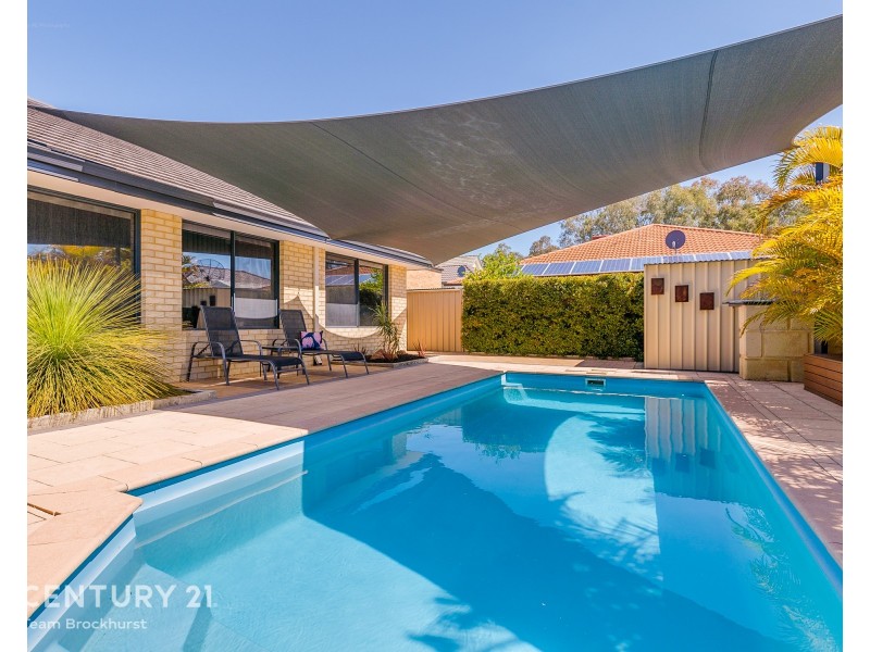 9 Houston Boulevard, Canning Vale WA 6155