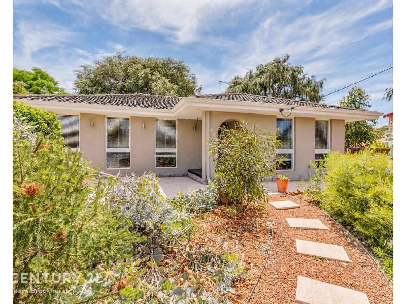 5 Chells Court, Thornlie WA 6108