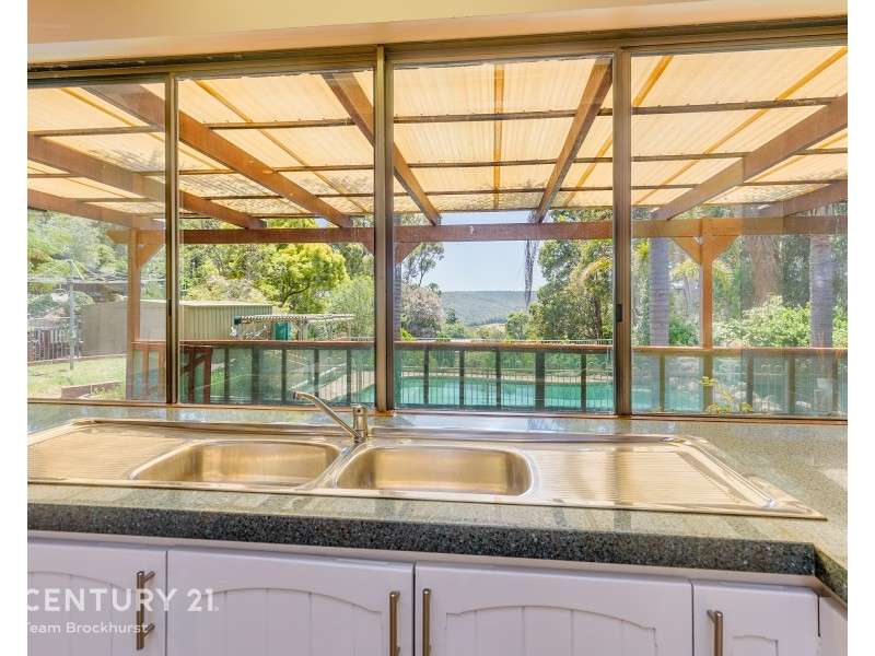 29 Baden Road, Bickley WA 6076