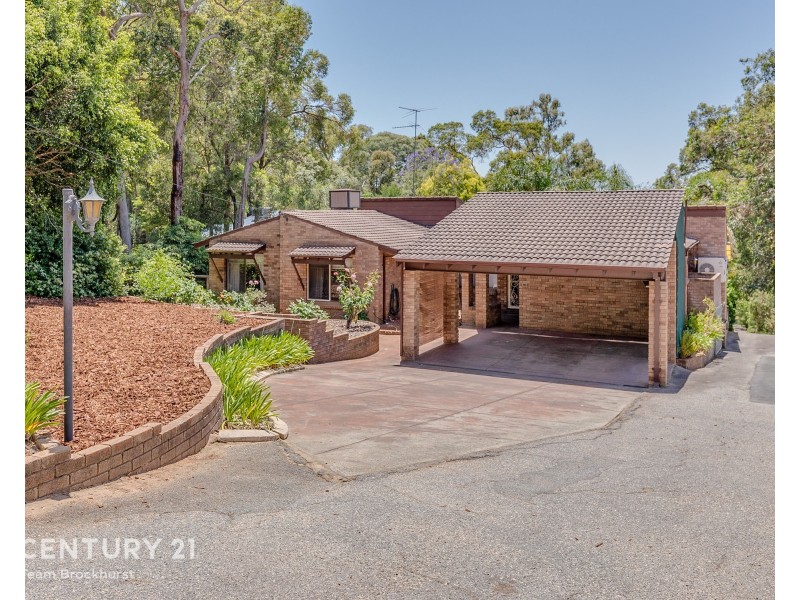 29 Baden Road, Bickley WA 6076