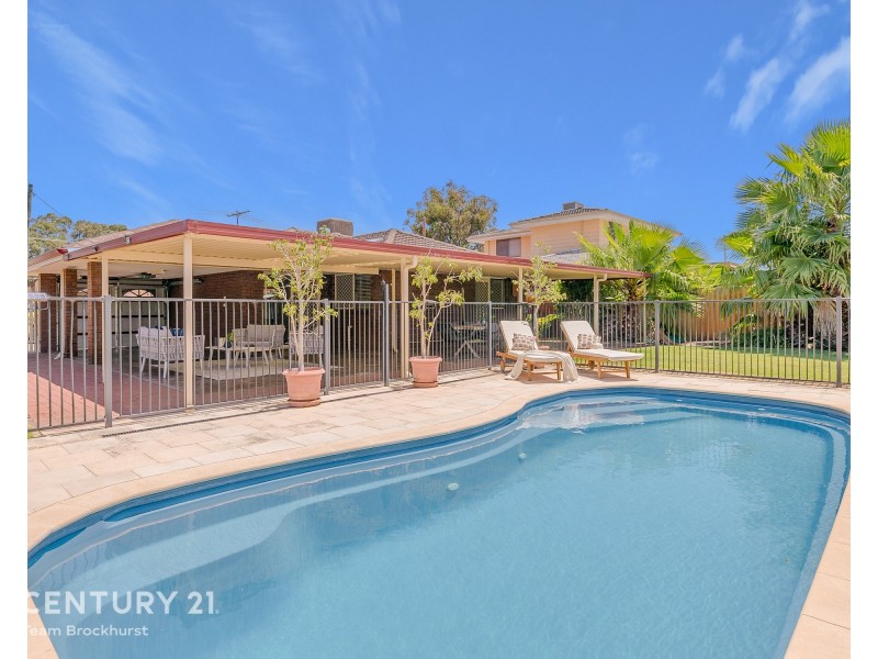 32 Griffith Way, Thornlie WA 6108